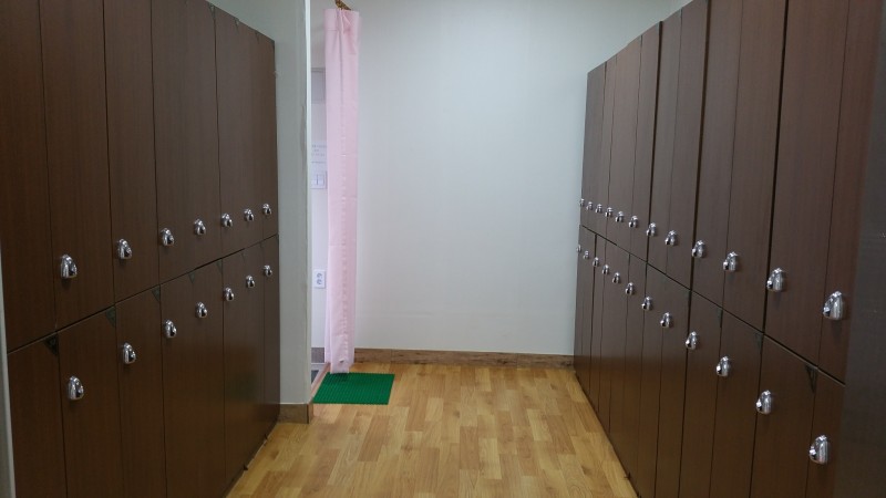 탈의실(여).jpg